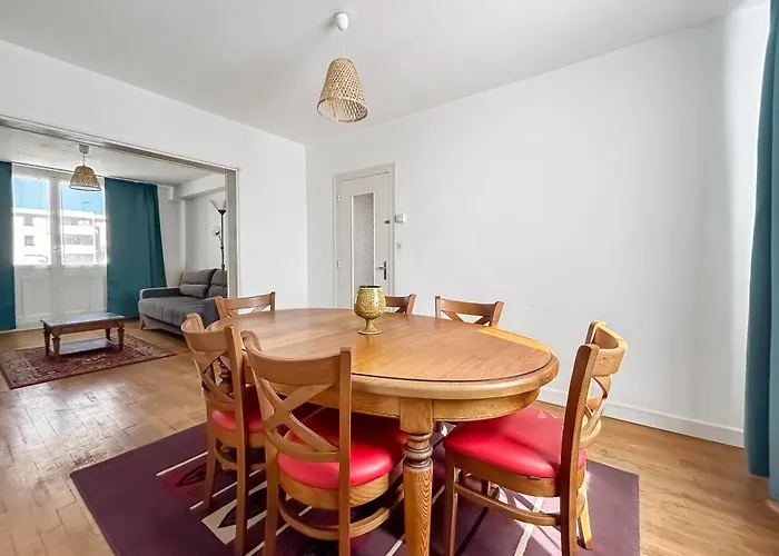 Lumineux, Proche Centre דיז'ון