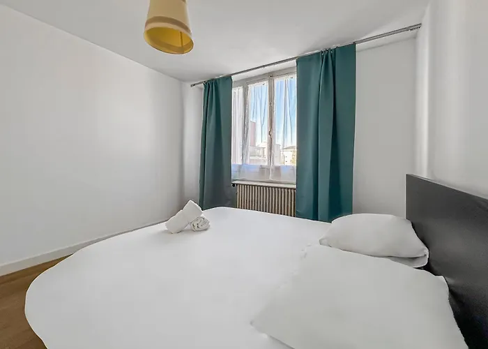 Lumineux, Proche Centre *