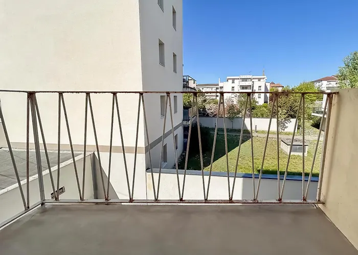 Lumineux, Proche Centre דיז'ון