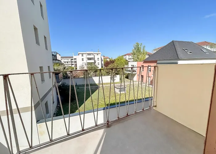 Lumineux, Proche Centre * דיז'ון